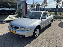 Grijs Gebruikt 1999 Audi A4 Sedan | € 750 (Eerlijke prijs)