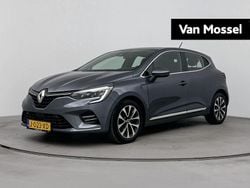 Grijs Gebruikt 2020 Renault Clio V Intens Hatchback | € 14.435 (Eerlijke prijs)