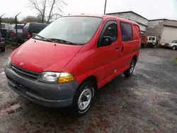 Rood Gebruikt 1995 Toyota HiAce MPV | € 3.400