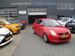 Rood Gebruikt 2005 Suzuki Swift Hatchback | € 1.940 (Goede deal)