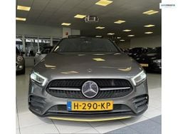 Grijs Gebruikt 2019 Mercedes A220 AMG line Hatchback | € 26.900 (Eerlijke prijs)