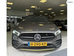 Grijs Gebruikt 2019 Mercedes A220 AMG line Hatchback | € 28.900 (Iets duurder)