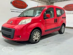 Rood Gebruikt 2011 Fiat Qubo Trekking MPV | € 1.500