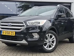 Zwart Gebruikt 2017 Ford Kuga Titanium SUV | € 11.800 (Goede deal)