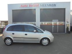 Grijs Gebruikt 2004 Opel Meriva MPV | € 1.500 (Eerlijke prijs)