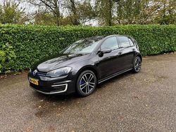 Zwart Gebruikt 2016 VW Golf VII GTE Hatchback | € 11.888 (Eerlijke prijs)