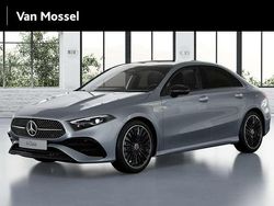 Zilver Nieuw 2025 Mercedes A250 Business Sedan | € 52.167
