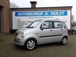Grijs Gebruikt 2002 Opel Agila Elegance Hatchback | € 1.950 (Iets duurder)