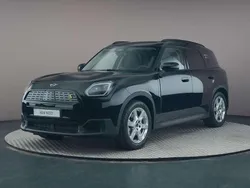 Zwart Nieuw 2025 Mini Countryman Classic SUV | € 47.990 (Goede deal)
