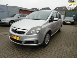 Grijs Gebruikt 2007 Opel Zafira MPV | € 2.750 (Eerlijke prijs)