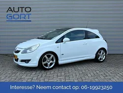 Wit Gebruikt 2009 Opel Corsa OPC Hatchback | € 3.995 (Eerlijke prijs)