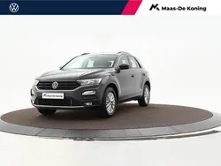 Grijs Gebruikt 2021 VW T-Roc Style SUV | € 20.440 (Goede deal)