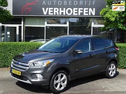 Grijs Gebruikt 2016 Ford Kuga ST-Line SUV | € 13.950 (Goede deal)