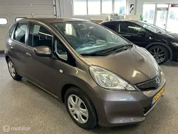 Bruin Gebruikt 2015 Honda Jazz Trend Hatchback | € 10.900 (Eerlijke prijs)