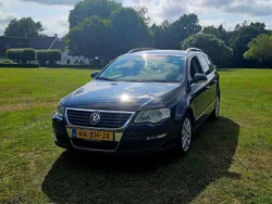 Zwart Gebruikt 2007 VW Passat Comfortline Stationwagen | € 2.450 (Eerlijke prijs)