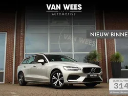 Grijs Gebruikt 2020 Volvo V60 Momentum Stationwagen | € 23.450 (Eerlijke prijs)