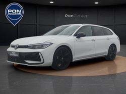 Wit Gebruikt 2024 VW Passat R-line Edition Stationwagen | € 39.950 (Duur)