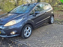 Grijs Gebruikt 2010 Ford Fiesta Titanium Hatchback | € 2.950 (Goede deal)