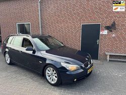 Blauw Gebruikt 2007 BMW 530 Executive Stationwagen | € 6.250 (Eerlijke prijs)