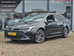 Zwart Gebruikt 2024 Toyota Corolla Hybrid Stationwagen | € 31.750
