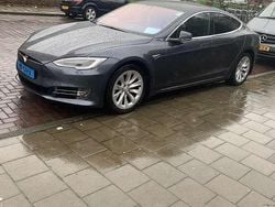 Grijs Gebruikt 2017 Tesla Model S Sedan | € 18.000