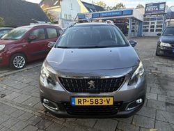 Grijs Gebruikt 2018 Peugeot 2008 SUV | € 10.750 (Eerlijke prijs)