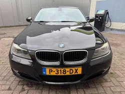 Zwart Gebruikt 2010 BMW 318 Sedan | € 7.450 (Eerlijke prijs)