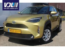 Geel Gebruikt 2023 Toyota Yaris Cross Comfort SUV | € 24.950 (Eerlijke prijs)