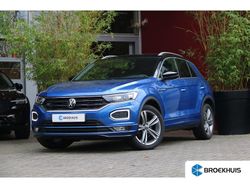 Blauw Gebruikt 2021 VW T-Roc Business SUV | € 27.900 (Eerlijke prijs)