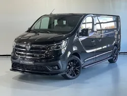 Zwart Nieuw 2024 Renault Trafic Van | € 41.900