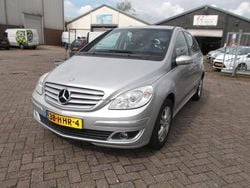 Zilver Gebruikt 2009 Mercedes B170 MPV | € 4.495 (Eerlijke prijs)