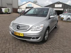 Zilver Gebruikt 2009 Mercedes B170 MPV | € 4.495 (Eerlijke prijs)
