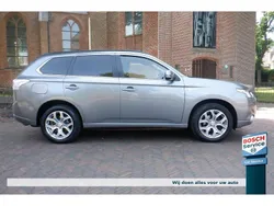 Grijs Gebruikt 2014 Mitsubishi Outlander SUV | € 13.399 (Eerlijke prijs)