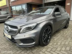 Grijs, metallic lak Gebruikt 2014 Mercedes GLA45 AMG AMG SUV | € 28.950 (Iets duurder)