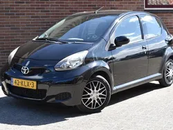 Zwart Gebruikt 2010 Toyota Aygo Comfort Hatchback | € 1.949 (Goede deal)