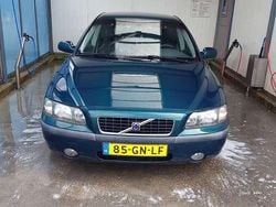 Groen Gebruikt 2001 Volvo S60 Sedan | € 1.150 (Eerlijke prijs)