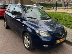 Blauw Gebruikt 2006 Mazda 2 Sportive Stationwagen | € 2.500 (Eerlijke prijs)