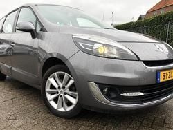 Grijs, metallic lak Gebruikt 2013 Renault Grand Scénic III Collection MPV | € 4.950 (Eerlijke prijs)