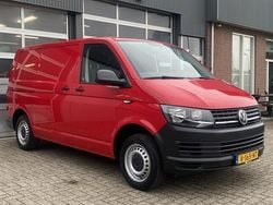 Rood Gebruikt 2018 VW T6 Van | € 12.950 (Super prijs)