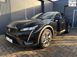 Zwart (metallic) Gebruikt 2024 Peugeot 408 Allure Hatchback | € 24.750 (Super prijs)