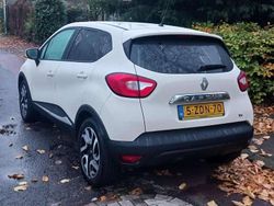 Beige Gebruikt 2014 Renault Captur Dynamique SUV | € 8.900 (Goede deal)