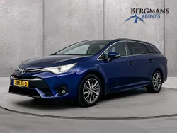 Blauw Gebruikt 2016 Toyota Avensis Business Edition Stationwagen | € 17.400 (Eerlijke prijs)
