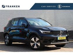 Grijs Gebruikt 2023 Volvo XC40 Plus SUV | € 39.800 (Eerlijke prijs)