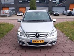 Zilver Gebruikt 2011 Mercedes B160 MPV | € 4.999 (Eerlijke prijs)