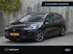 Zwart Gebruikt 2022 Ford Focus ST-Line X Stationwagen | € 23.995 (Eerlijke prijs)