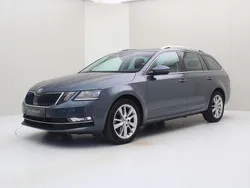Grijs Gebruikt 2019 Skoda Octavia Stationwagen | € 17.400 (Eerlijke prijs)