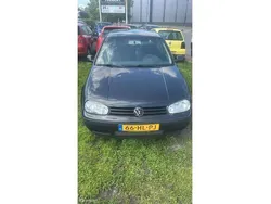 Zwart Gebruikt 2001 VW Golf IV Hatchback | € 450 (Super prijs)