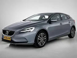 Grijs Gebruikt 2020 Volvo V40 Stationwagen | € 16.445 (Eerlijke prijs)