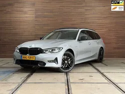 Zilver, metallic lak Gebruikt 2021 BMW 330e Executive Stationwagen | € 31.890 (Goede deal)