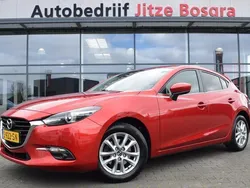 Rood Gebruikt 2017 Mazda 3 Hatchback | € 12.950 (Eerlijke prijs)